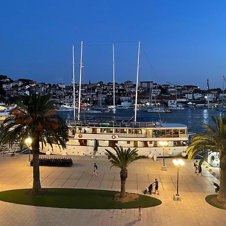Dinka Old Town Apartment With Sea View Трогир Экстерьер фото